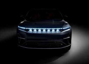 Η Jeep είναι έτοιμη να παρουσιάσει ένα μεγάλο ηλεκτρικό με 600 ίππους