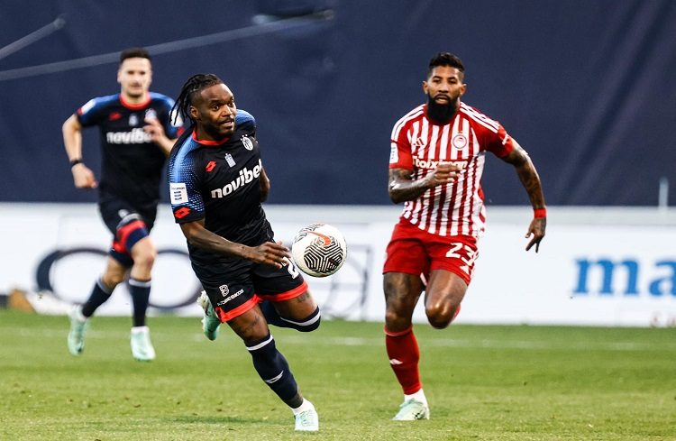 Super League: Η Κηφισιά «λύγισε» στο τέλος κόντρα στον Ολυμπιακό