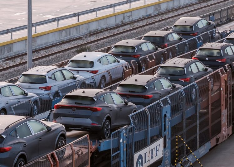 Σε υψηλό 13 ετών η ελληνική αγορά αυτοκινήτου