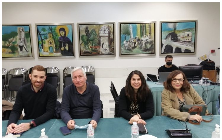 «Λαϊκή Συσπείρωση» προς Μ. Διακολιού για τις δημαιρεσίες: «Ράβδος εν γωνία, άρα βρέχει!»