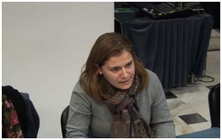 «Μαρούσι Αδέσμευτη Φωνή:» «Καλό το παραμύθι, έχει… και δράκο!»