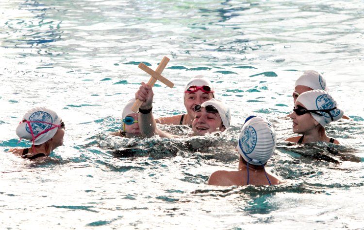 Μαθήτρια των ακαδημιών του Δήμου έπιασε τον σταυρό