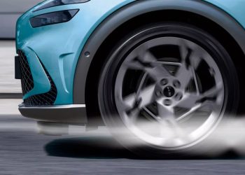 H… ποδιά που θα δίνει επιπλέον αυτονομία στα ηλεκτρικά Hyundai και Kia