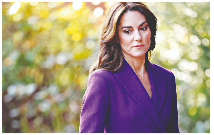 Kειτ Μιντλετον: Ανησυχία στο Μπάκινγχαμ