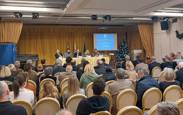 Η Λίλα Παπαδημητρίου και πάλι πρόεδρος του Δημοτικού Συμβουλίου