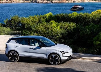 Στις εκθέσεις Volvo το νέο ΕΧ30