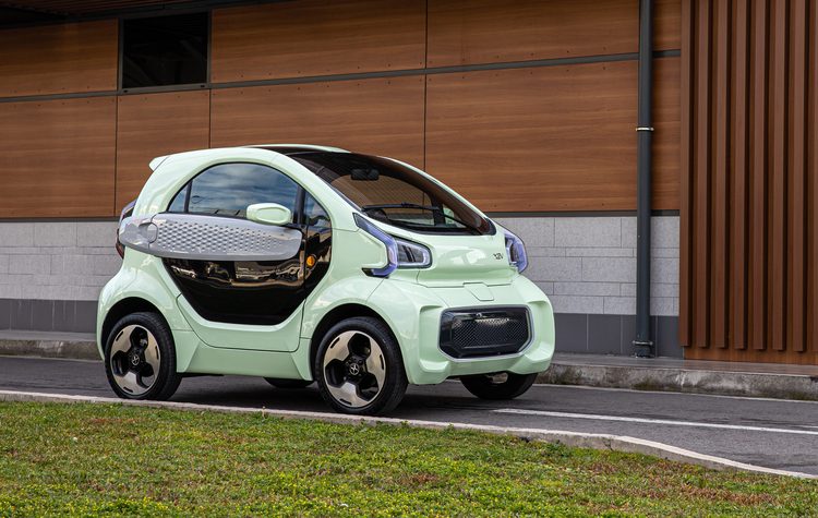 XEV YOYO: Το νέο ηλεκτρικό microcar με τελική 80 χλμ/ώρα