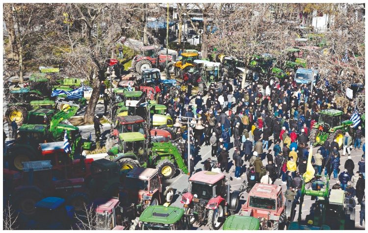 Στα μπλόκα, στα μπλόκα…!