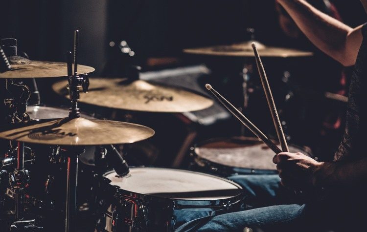 Ανοικτό κάλεσμα για ροκ συγκρότημα εφήβων