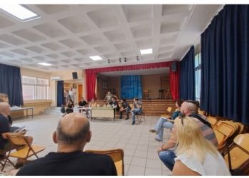 Ένωση Γονέων Αμαρουσίου: «Στο ίδιο έργο θεατές…»