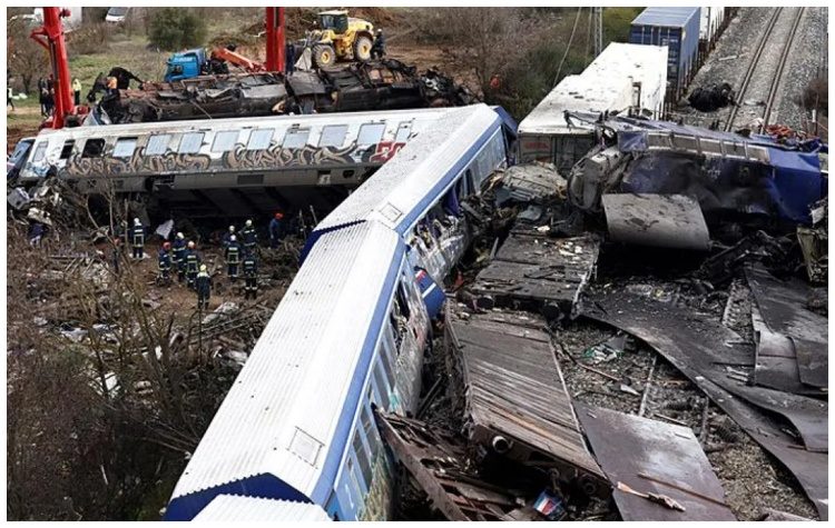 Τραγωδία στα Τέμπη: Μνημόσυνο για τη συμπλήρωση 1 χρόνου από το δυστύχημα