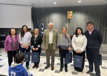 Τον δήμαρχο Αμαρουσίου επισκέφθηκαν τα προνήπια των Εκπαιδευτήριων Δούκα