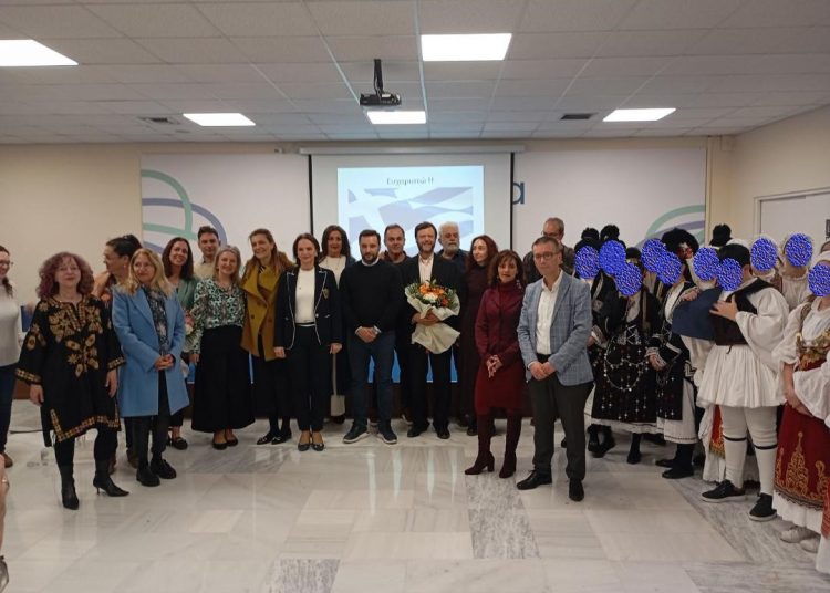 8ο Γυμνάσιο Αμαρουσίου: «…ὑπέρ πίστεως καί πατρίδος …»