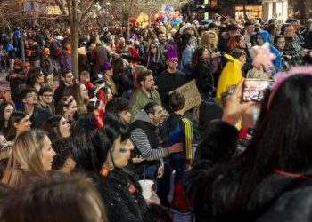 Eικόνα από το καρναβάλι του 2025 στην Αγ. Παρασκευή