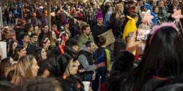 Eικόνα από το καρναβάλι του 2025 στην Αγ. Παρασκευή