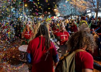 Καρναβαλικό «ξεφάντωμα» στην πόλη