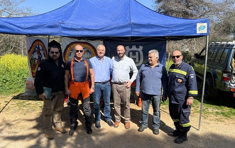 Στη χρήση του αλυσοπρίονου εκπαιδεύτηκαν 25 εθελοντές στο δάσος Κάσδαγλη
