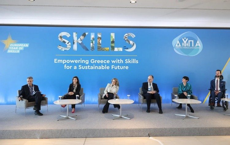 Εθνικός στόχος η αναβάθμιση της επαγγελματικής εκπαίδευσης και κατάρτισης – Η σημασία της δια βίου μάθησης