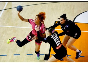 Το πάλεψε ο ΟΦΝΙ αλλά ο ΠΑΟΚ δίκαια πήρε το Κύπελλο(26-22)