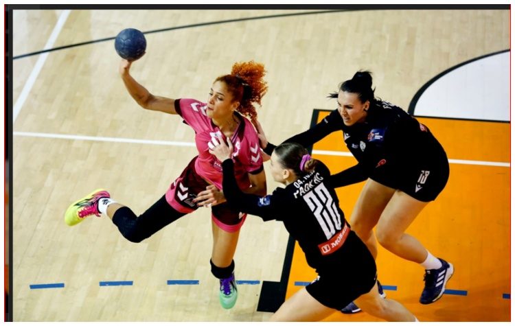 Το πάλεψε ο ΟΦΝΙ αλλά ο ΠΑΟΚ δίκαια πήρε το Κύπελλο(26-22)