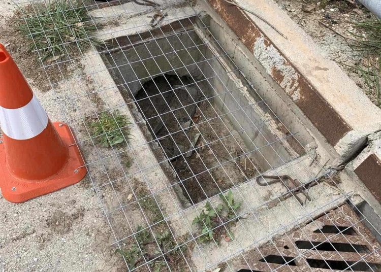 Άγνωστοι έκλεψαν σχάρα φρεατίου στην Καλλιθέα Πεντέλης