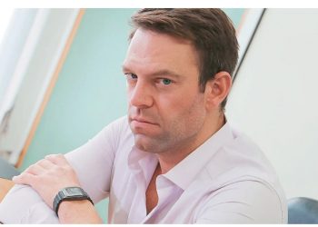 Στέφανος Κασσελάκης: Για τη… μαμά πατρίδα!