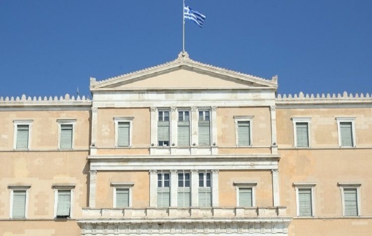 Καταψηφίστηκε η πρόταση δυσπιστίας για τα Τέμπη από 159 βουλευτές