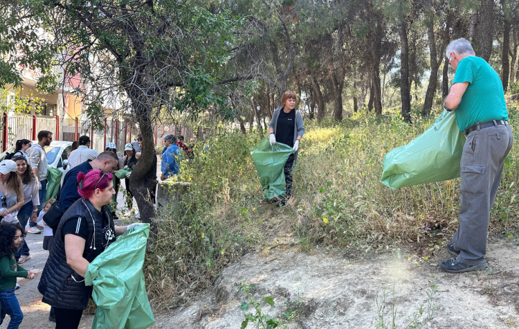 «Let’s do it Greece» στην… πράξη σε Λόφο Τσακού και Υμηττό