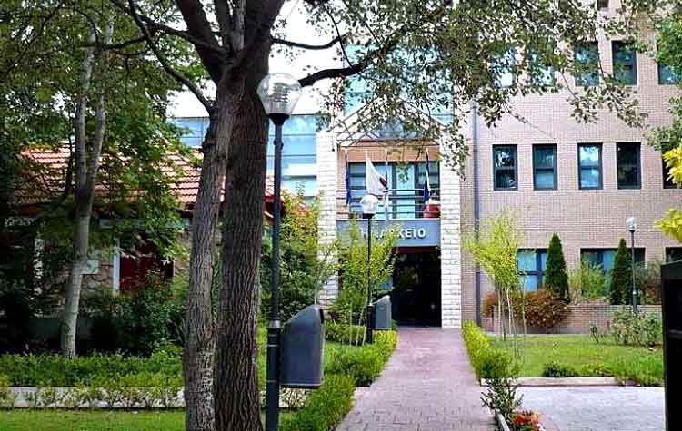 «Όχι στα εξαώροφα στα Βριλήσσια» είπε ομόφωνα (και) το Δημοτικό Συμβούλιο