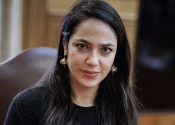 Δόμνα Μιχαηλίδου: «Την Τετάρτη ανοίγει η πλατφόρμα για το επίδομα μητρότητας»