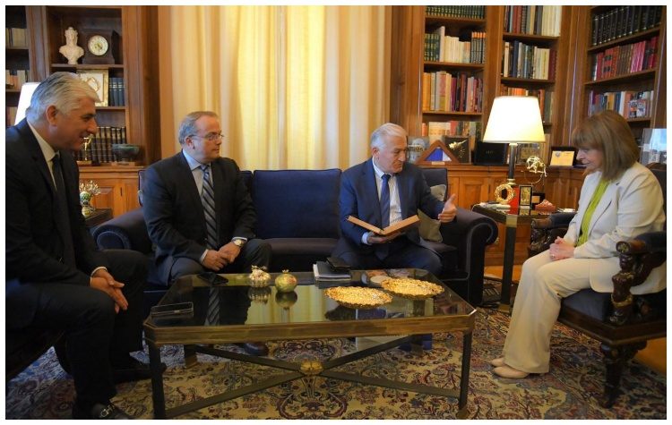 Την Πρόεδρο της Δημοκρατίας επισκέφθηκε ο πρόεδρος της ΚΕΔΕ