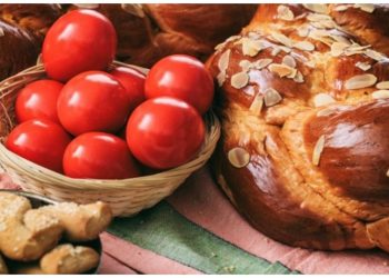 Σε ισχύ από σήμερα το «Καλάθι των Νονών» - Από τις 24 Απριλίου το «Καλάθι του Πάσχα»