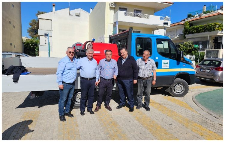 Ανατρεπόμενο φορτηγό με Πυροσβεστική Υπερκατασκευή παρέδωσε ο ΣΠΑΠ στον Δήμο