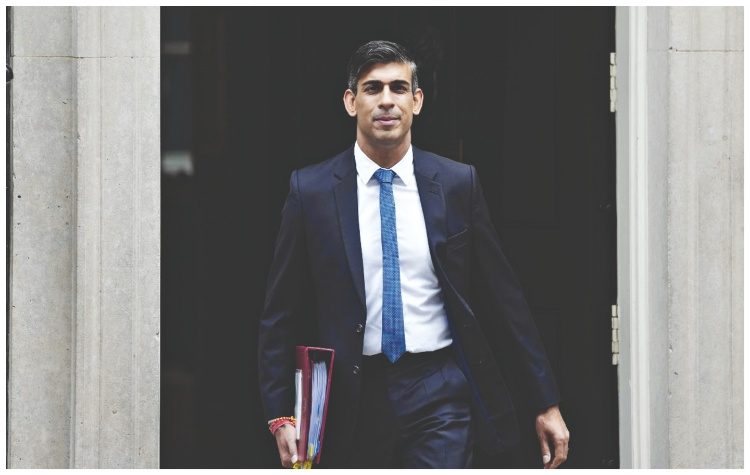 Μεγάλη Βρετανία: «Άκαπνοι» (προ)έφηβοι