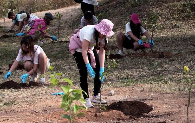 Μαθητές έριξαν… σπόρο κατά της κλιματικής αλλαγής