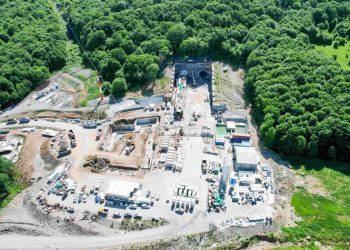 Ρουμανικά ΜΜΕ: Θερμή υποδοχή του 2ου TBM της Άκτωρ σε στρατηγικής σημασίας διευρωπαϊκό σιδηροδρομικό άξονα