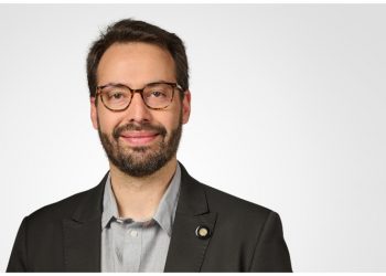 Λευτέρης Νικολάου- Αλαβάνος στην «Α»: «To KKE είπε την αλήθεια στον λαό για το τι είναι η Ευρωπαϊκή Ένωση»