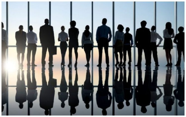 Τα 6 «ανοιχτά» προγράμματα της ΔΥΠΑ με επιχορήγηση έως 16.800 ευρώ ανά νέα θέση εργασίας