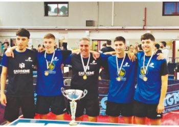 ΑΘΗΝΑ ΜΑΓΚΟΥΦΑΝΑΣ - ΠΙΝΓΚ ΠΟΝΓΚ: Κατέκτησε το πρωτάθλημα στους εφήβους