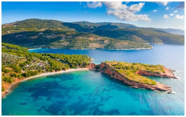 Η Mirror «ανακαλύπτει» την Αλόννησο