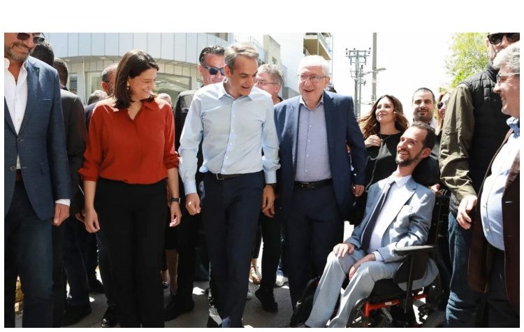 Επίσκεψη του πρωθυπουργού στην εμπορική «καρδιά» του Αμαρουσίου