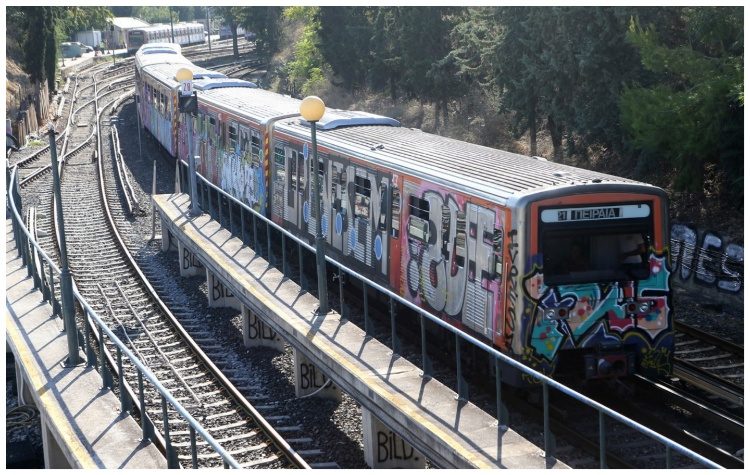 Conference League: Αλλάζουν τα δρομολόγια σε ΗΣΑΠ και τραμ – Τι ισχύει για το μετρό