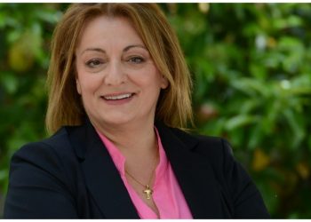 Συγχαρητήρια Νατάσσας Κοσμοπούλου στον Φοίβο Μελισσίων για την άνοδο στην Α2