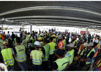 ΚΚΕ: Στο εργοτάξιο στο Ελληνικό ο Δημήτρης Κουτσούμπας