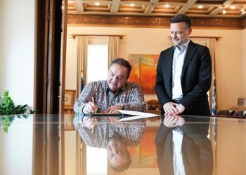 Την ένταξη του Δήμου στην «Αθηναϊκή Ενεργειακή Συμμαχία» υπέγραψε ο Χαράλαμπος Μπονάτσος