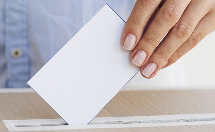 ΥΠΕΣ: Στο 13,1% η συμμετοχή στις ευρωεκλογές πανελλαδικά έως τις 11:30