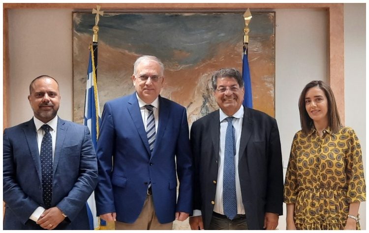 Τετ α τετ  εργασίας Τ.Θεοδωρικάκου και Ανεξάρτητης Αρχής Συνήγορου του Καταναλωτή