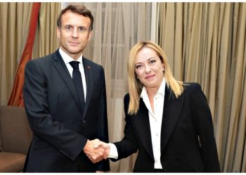 Η Μελόνι «τάπωσε» τον Μακρόν Μάθημα για την Ελλάδα