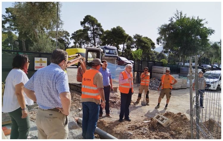 Νέα αυτοψία Θ. Αμπατζόγλου στην κατασκευή της παιδικής χαράς του Αμαλιείου