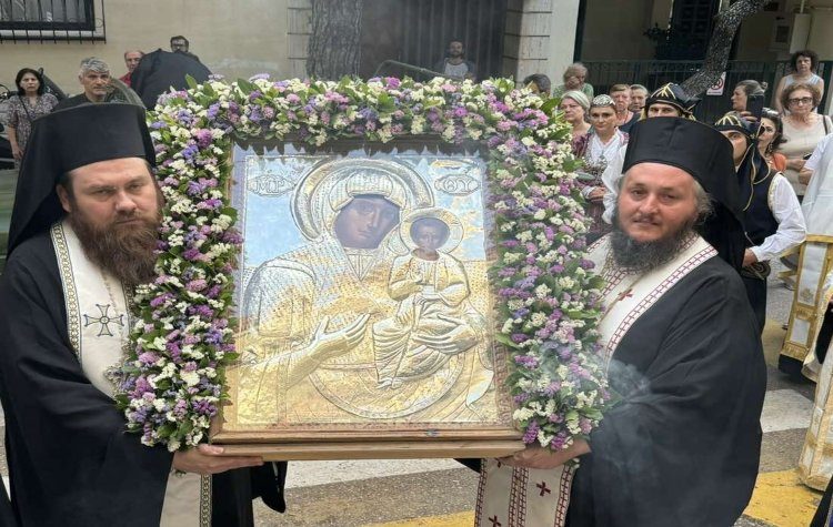 Υποδοχή Ιεράς θαυματουργού Εικόνος Παναγίας Δαμάστας στο Ηράκλειο